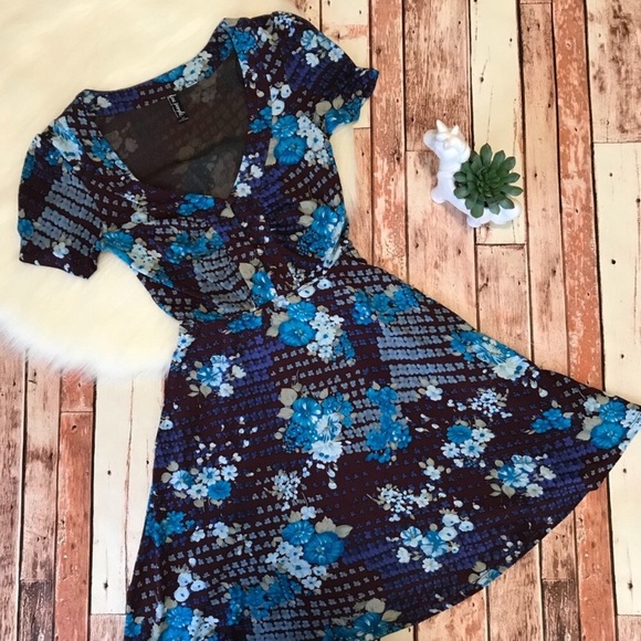BOGO! 🛍Free People Dress Size Small Floral - Picture 1 of 6